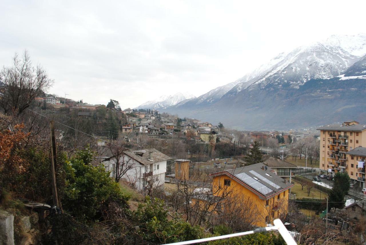 Maison De Massimo Cir 44 Aosta Exterior photo